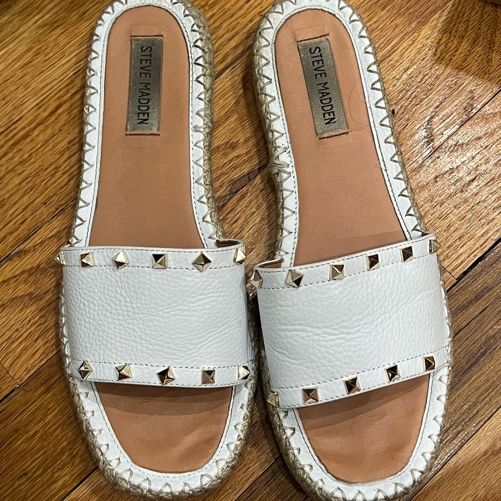 Steve Madden White Sandals, with Gold Embellishments Slides